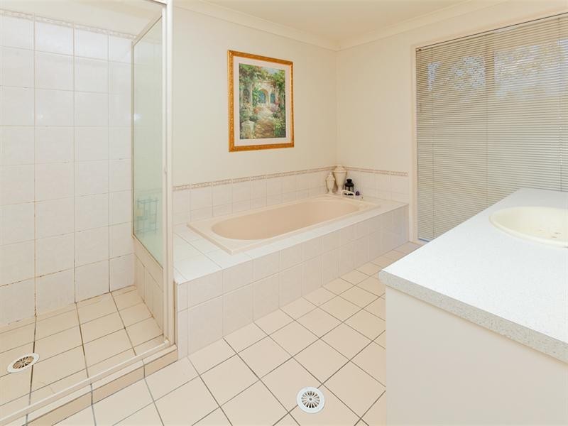 38 High Street, Forest Lake QLD 4078