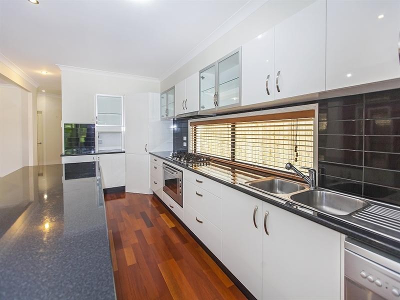 34 The Promenade, Springfield Lakes QLD 4300