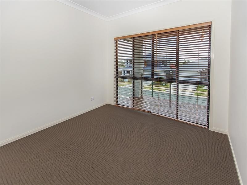 34 The Promenade, Springfield Lakes QLD 4300