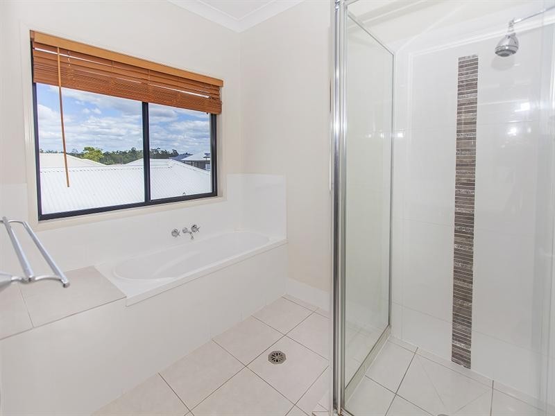 34 The Promenade, Springfield Lakes QLD 4300