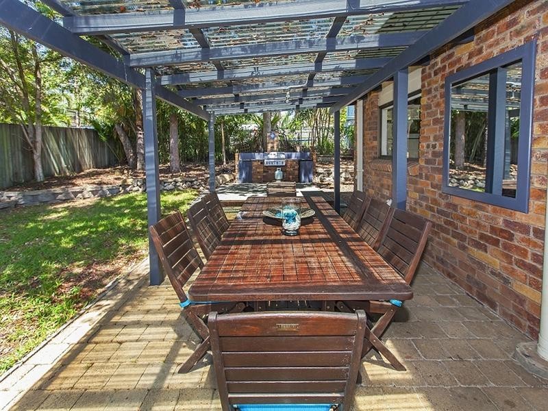 6 Mal Street, Camira QLD 4300