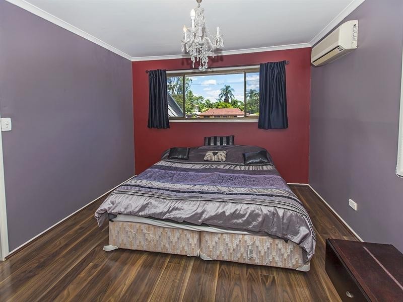 6 Mal Street, Camira QLD 4300