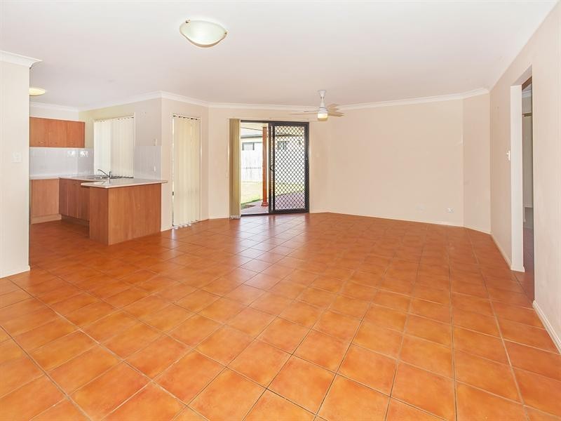 37 Coventina Crescent, Springfield Lakes QLD 4300
