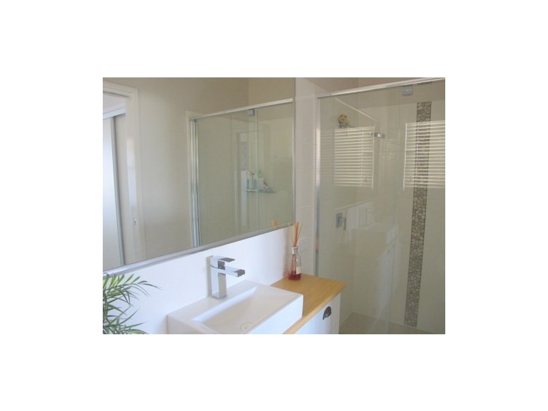 3 Peppermint Court, Springfield Lakes QLD 4300