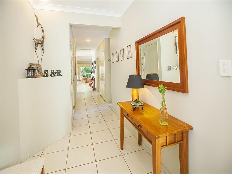 5 Fort Close, Springfield Lakes QLD 4300