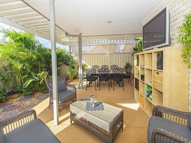 5 Fort Close, Springfield Lakes QLD 4300