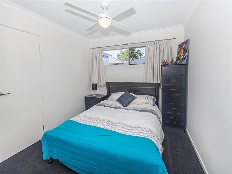 16 Laguna Crescent, Springfield Lakes QLD 4300