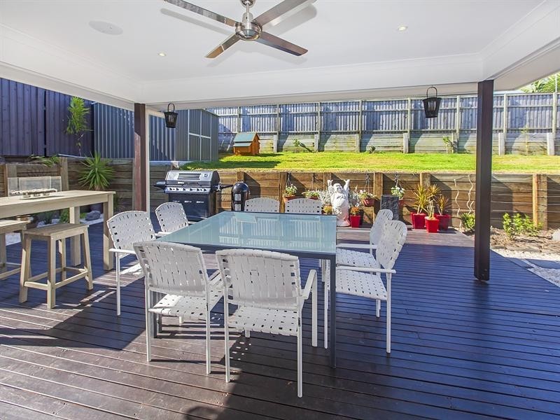 16 Laguna Crescent, Springfield Lakes QLD 4300