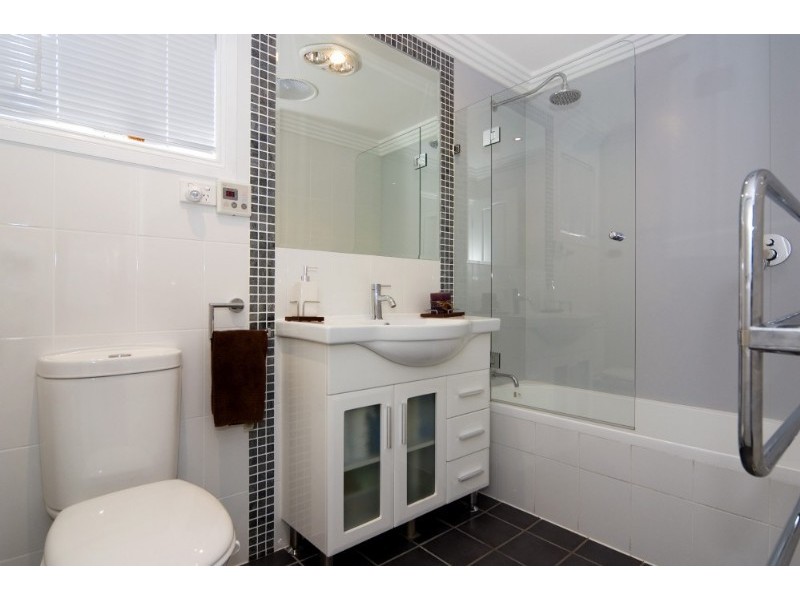 90 Cochrane Street, Camira QLD 4300