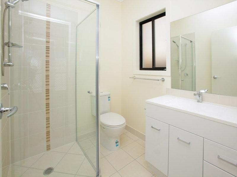 12 Rosella Crescent, Springfield Lakes QLD 4300