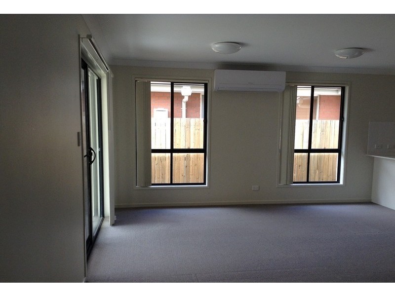 49 Valentine Crescent, Augustine Heights QLD 4300