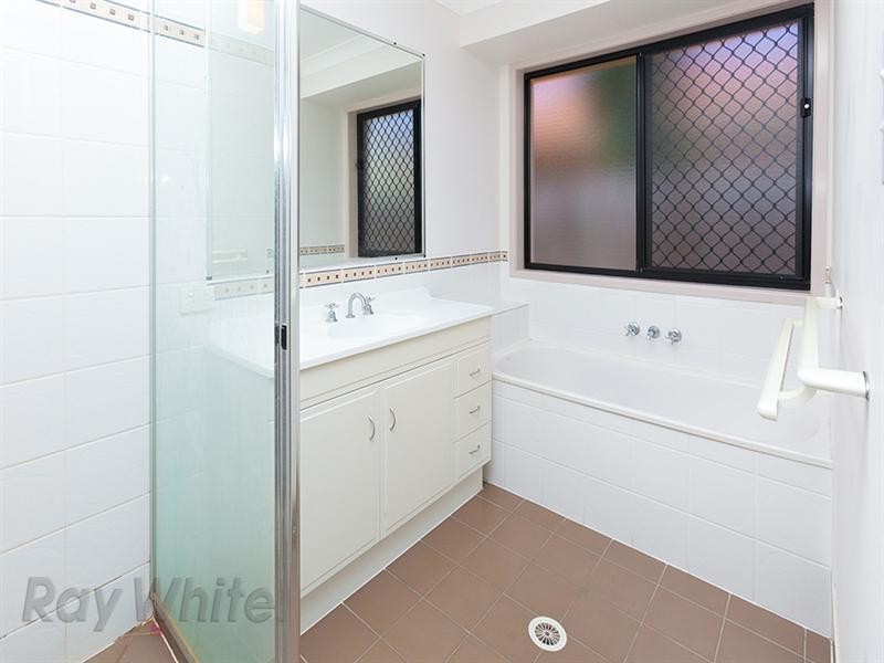 20 Lloyd Bird Crescent, Springfield Lakes QLD 4300