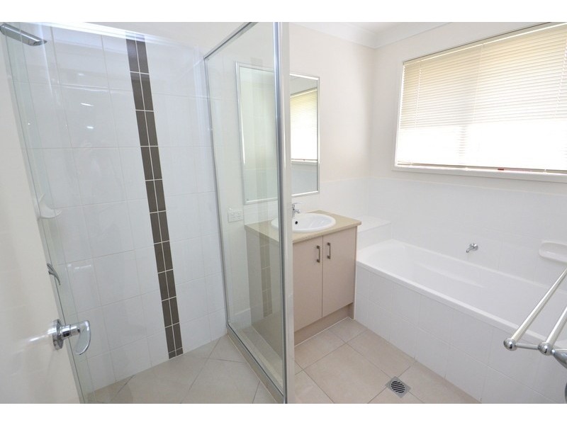21 Cardena Drive, Augustine Heights QLD 4300