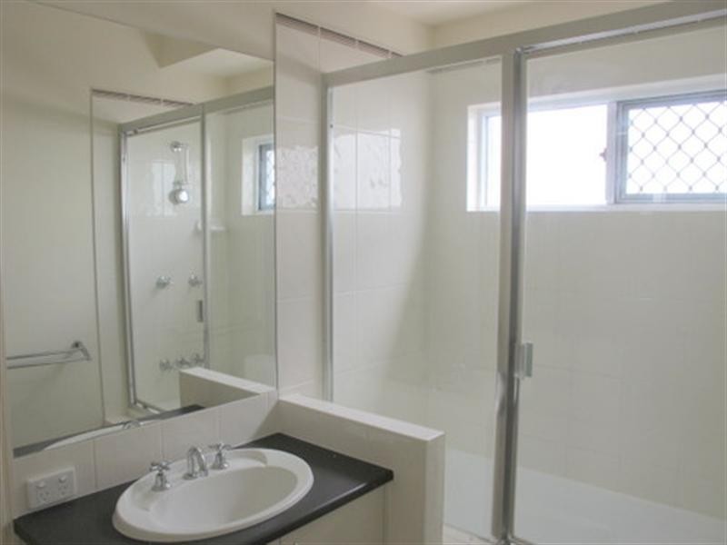 On Pinnacle Close, Springfield Lakes QLD 4300