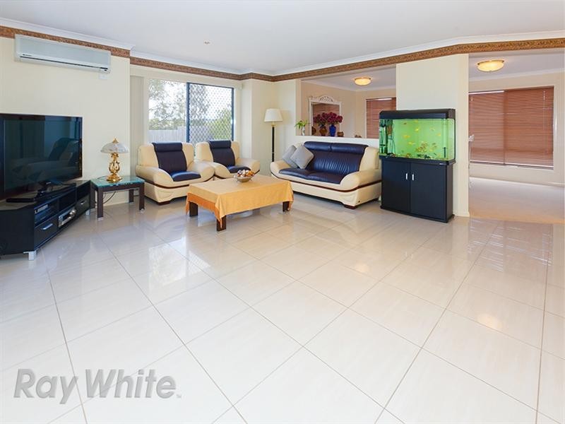 189 Lakeside Avenue, Springfield Lakes QLD 4300