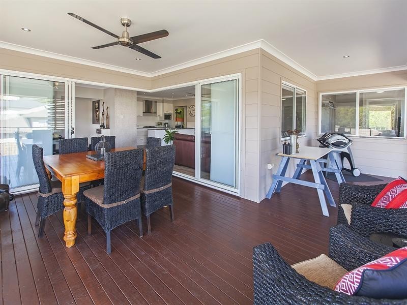 53 Waterside Drive, Springfield Lakes QLD 4300