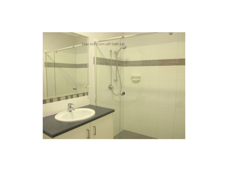 1 Bluebell Place, Brookwater QLD 4300