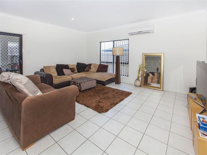 5 Jerome Avenue, Augustine Heights QLD 4300