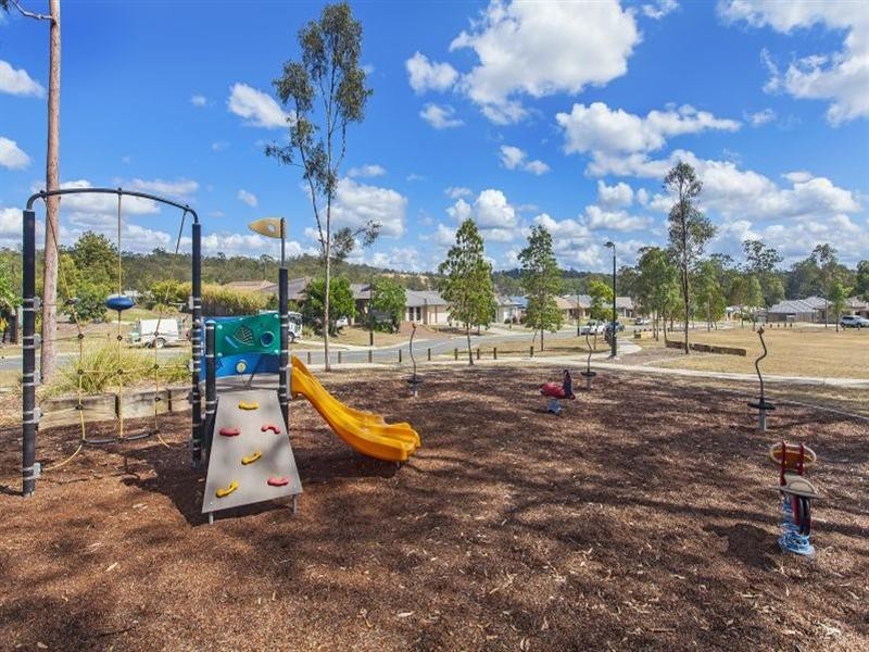 5 Jerome Avenue, Augustine Heights QLD 4300