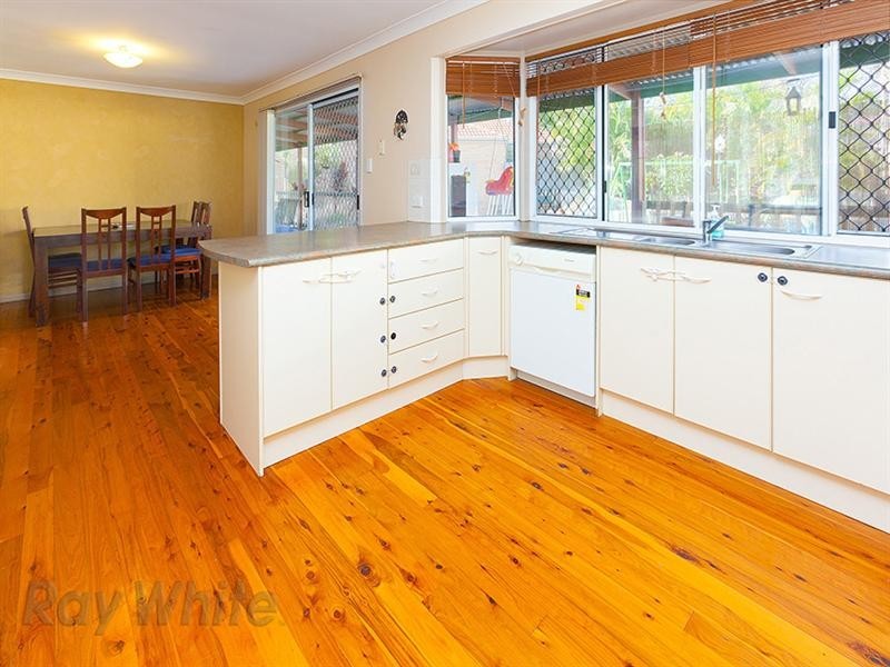 25 Ravenswood Lane, Springfield QLD 4300