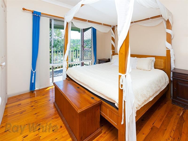 25 Ravenswood Lane, Springfield QLD 4300