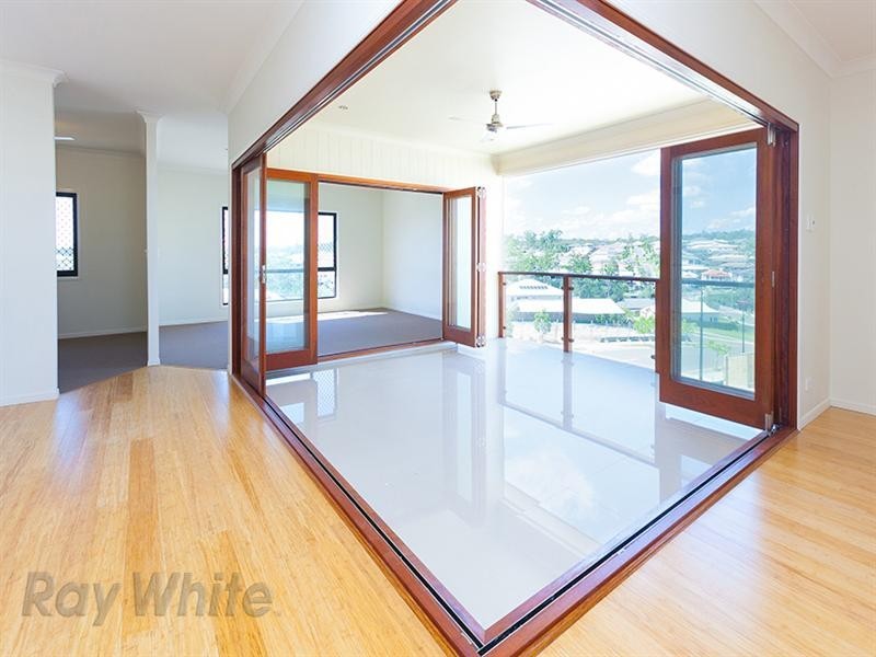 24 Brock Drive, Springfield Lakes QLD 4300