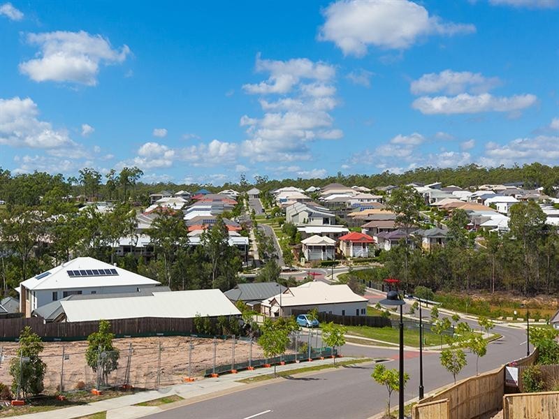 24 Brock Drive, Springfield Lakes QLD 4300