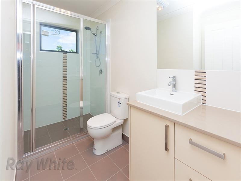 24 Brock Drive, Springfield Lakes QLD 4300