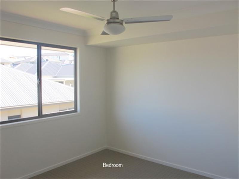 45 Waterside Drive, Springfield Lakes QLD 4300