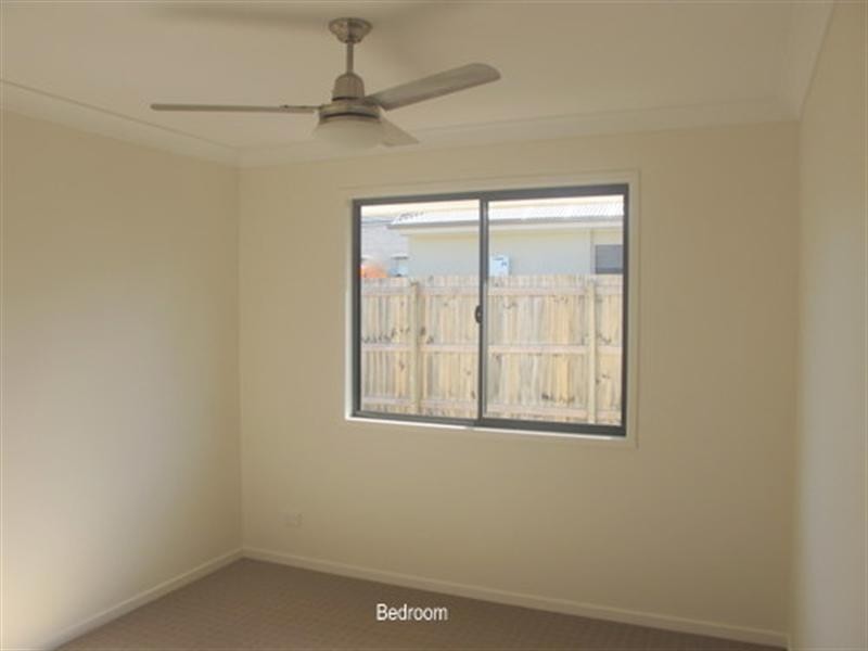 45 Waterside Drive, Springfield Lakes QLD 4300