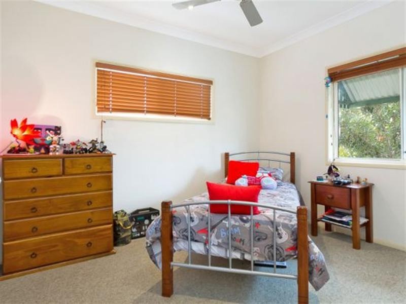 5 Cruiser Close, Springfield Lakes QLD 4300