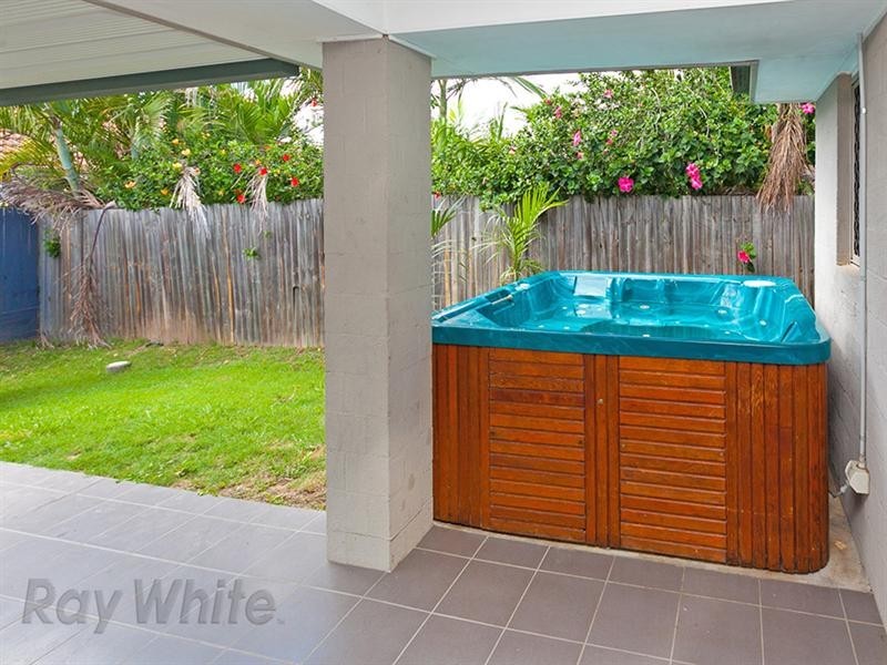 10 Janus Grove, Springfield Lakes QLD 4300