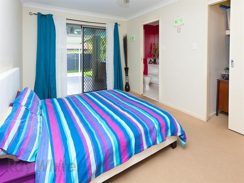 10 Janus Grove, Springfield Lakes QLD 4300