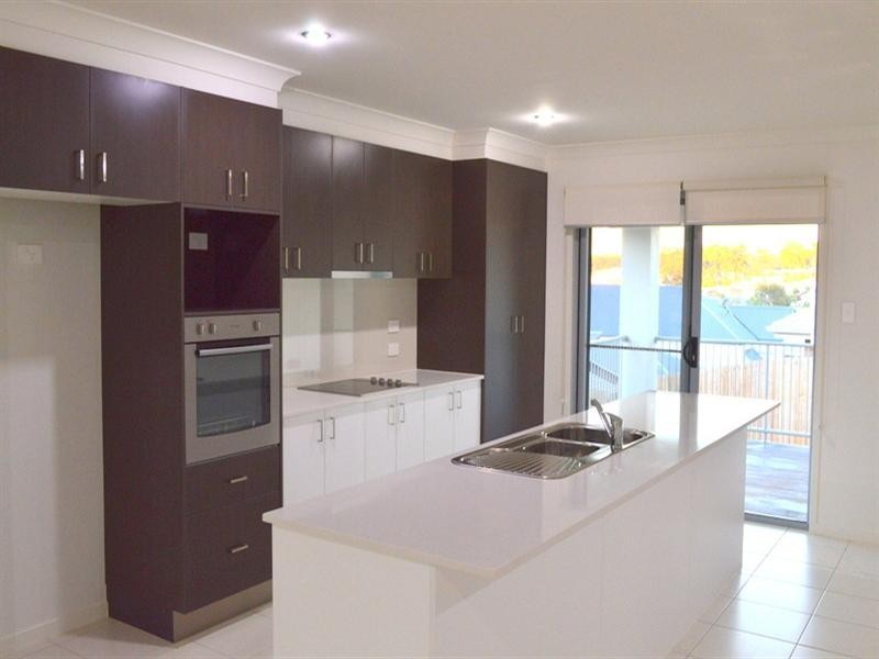 35 Opperman Drive, Springfield Lakes QLD 4300