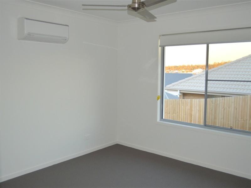 35 Opperman Drive, Springfield Lakes QLD 4300