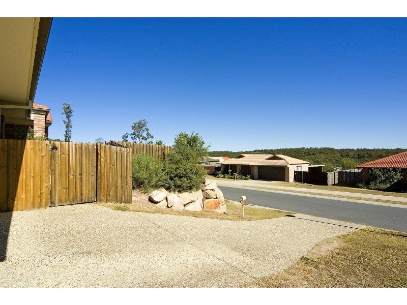 12 Dove Place, Springfield QLD 4300