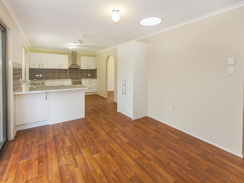 12 Lorraine Street, Camira QLD 4300