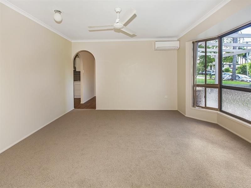 12 Lorraine Street, Camira QLD 4300