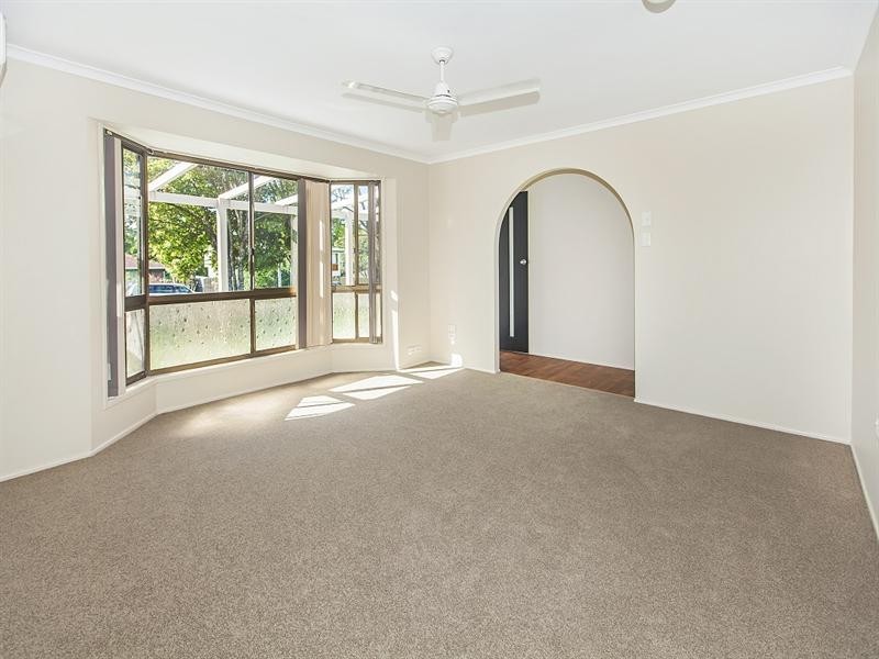 12 Lorraine Street, Camira QLD 4300