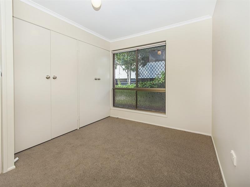 12 Lorraine Street, Camira QLD 4300