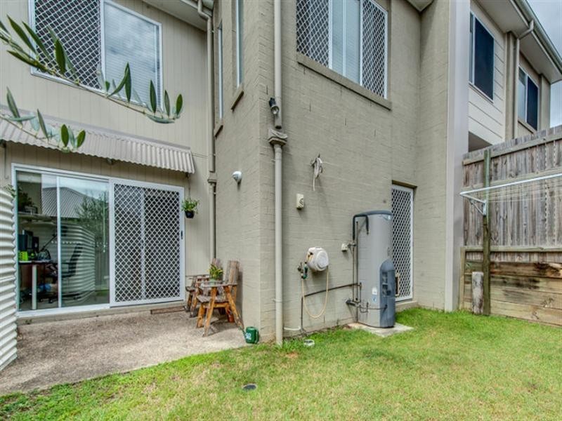 12 Talisker Street, Springfield Lakes QLD 4300