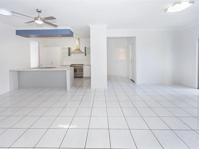 26 Fortune Street, Springfield Lakes QLD 4300