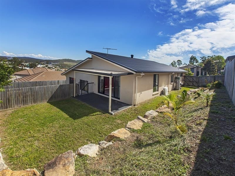 16 Greenwood Street, Springfield Lakes QLD 4300