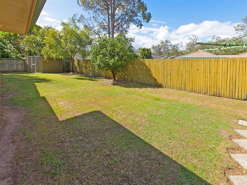 6 Karalla Court, Camira QLD 4300