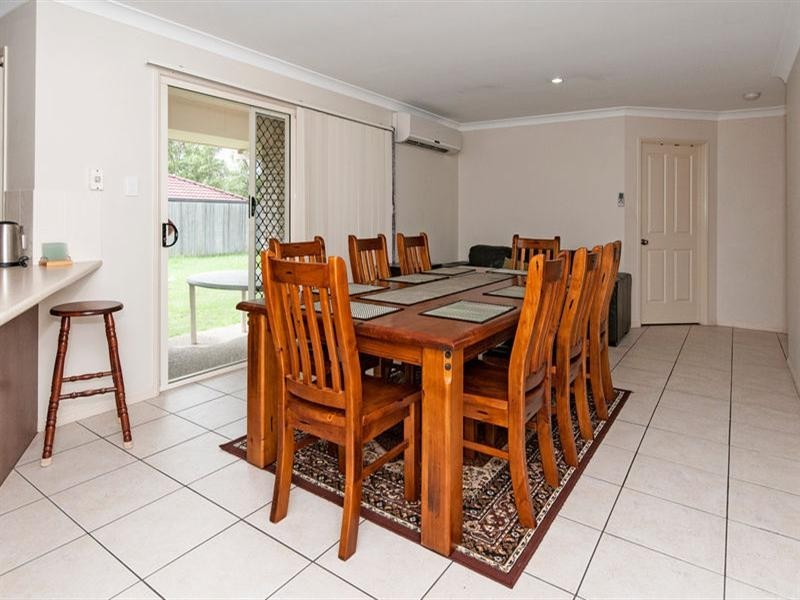 11 Barnes Court, Redbank QLD 4301