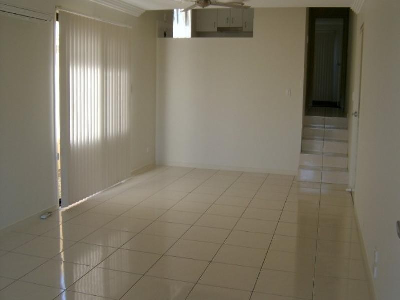 5 Jasper Place, Springfield QLD 4300