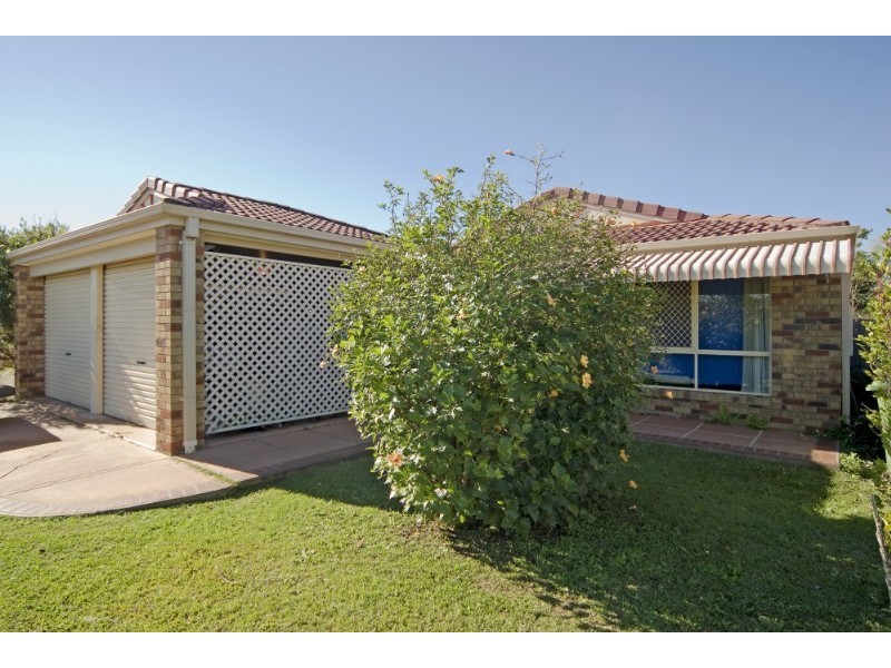 28 Ravenswood La, Springfield QLD 4300
