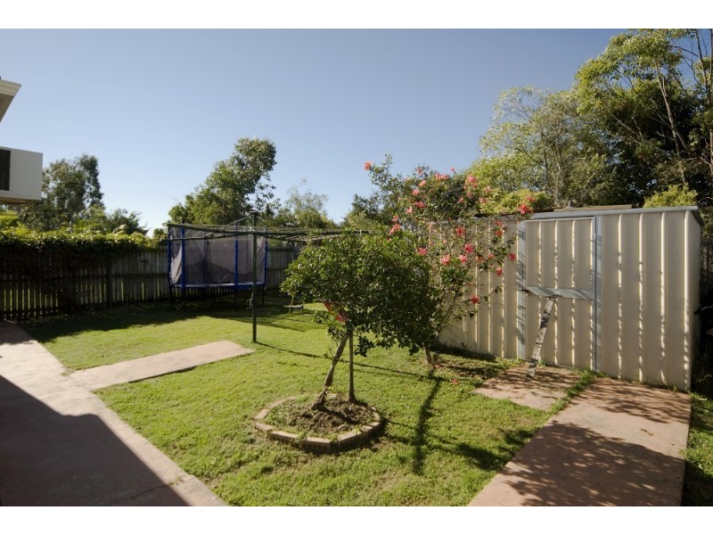 28 Ravenswood La, Springfield QLD 4300