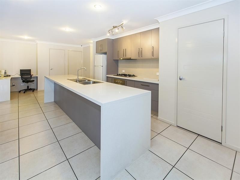 14 Amadeus Circuit, Springfield Lakes QLD 4300