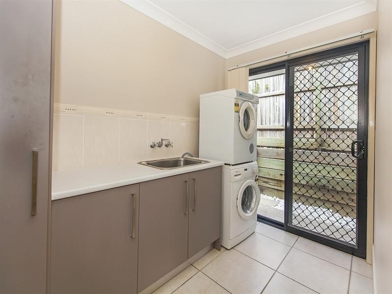 14 Amadeus Circuit, Springfield Lakes QLD 4300